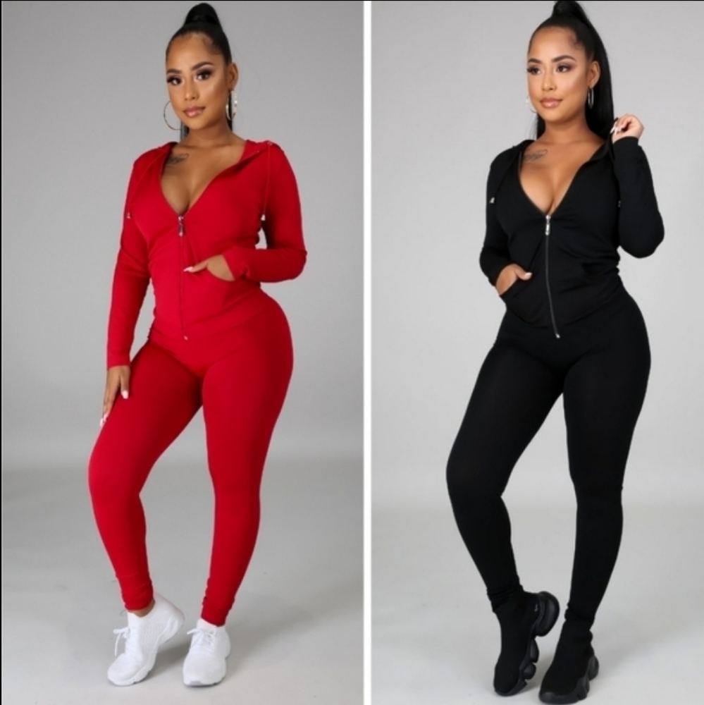 A chill type of night leggings set